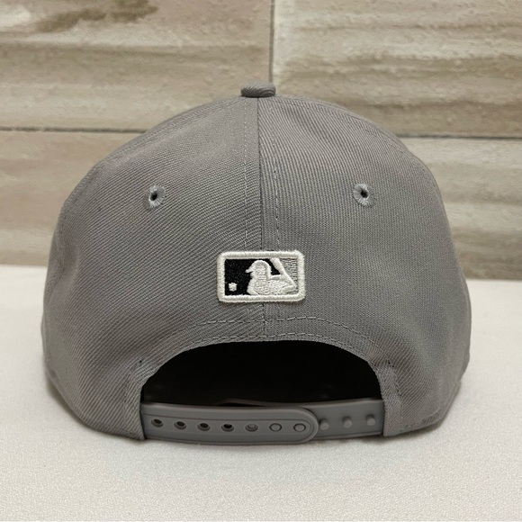 New Era Houston Astros 2022 Division Champs 9FORTY Adjustable Hat Cap Gray - Picture 4 of 10